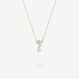Halskette aus Sterlingsilber mit dem Aufdruck „Glyzinienblütenstrauß“. 