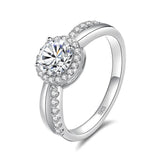 FANCIME Ring aus Sterlingsilber mit rundem Moissanit-Schliff