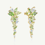 „Wisteria Whisper“ Flower Bar Peridot Silberohrringe