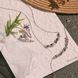 „Wisteria Whisper“ Flower Bar Halskette aus rosa Turmalin und Silber