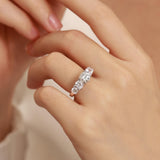 FANCIME Fivefold Radiance Ring aus rundem Moissanit in Sterlingsilber