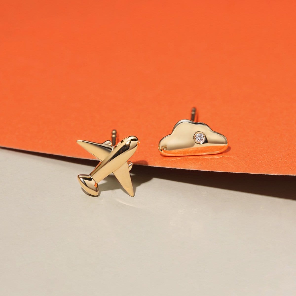 sky lover yellow gold jewelry with white natural diamond