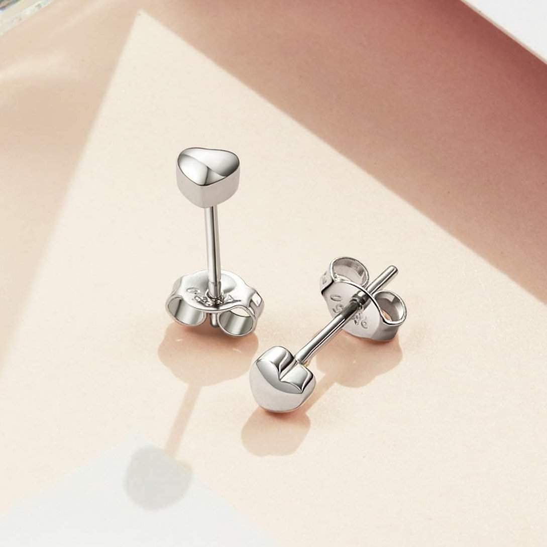 FANCIME "Heart Bubble" Minimalist Heart Platinum Stud Earrings Show