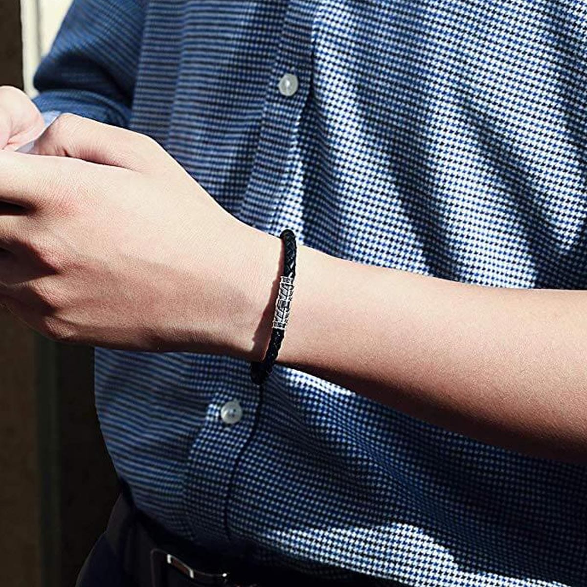 FANCIME DESTINATION Mens Leather Sterling Silver Bracelet  Model